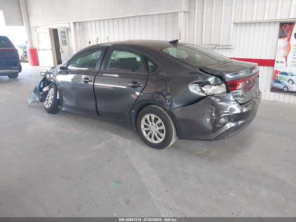 2024 KIA FORTE LX