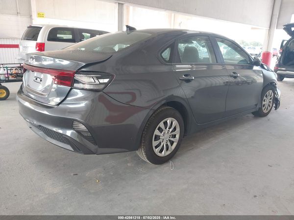 2024 KIA FORTE LX
