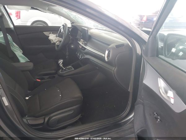 2024 KIA FORTE LX