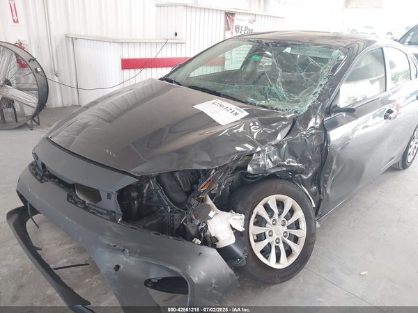 2024 KIA FORTE LX