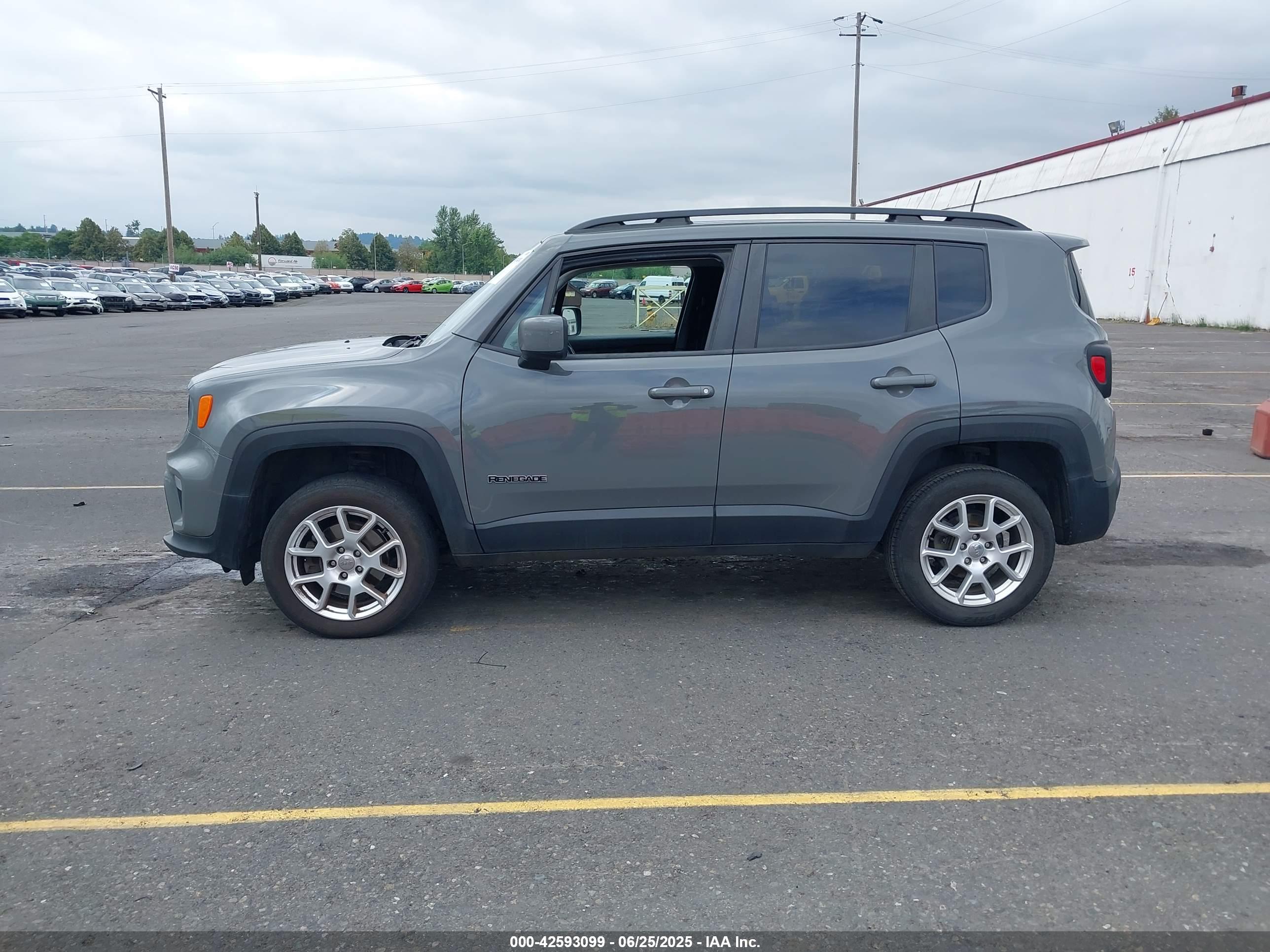 2019 JEEP RENEGADE LATITUDE 4X4