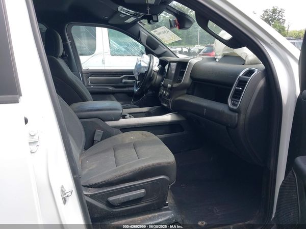 2022 RAM 1500 BIG HORN  4X4 5'7 BOX