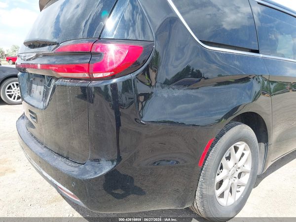 2024 CHRYSLER PACIFICA TOURING L — I6