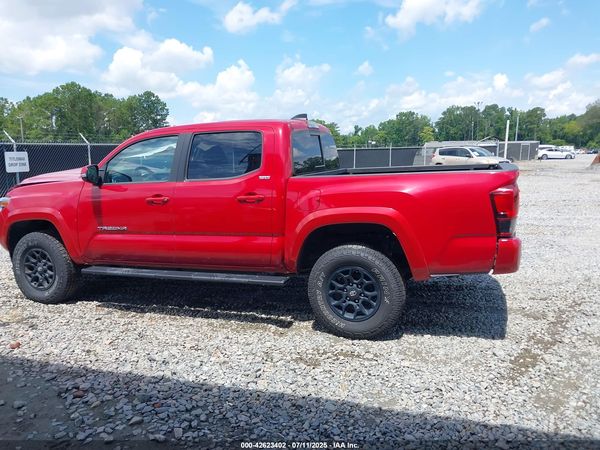 2022 TOYOTA TACOMA SR5 V6