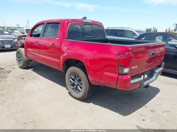 2022 TOYOTA TACOMA SR5 V6