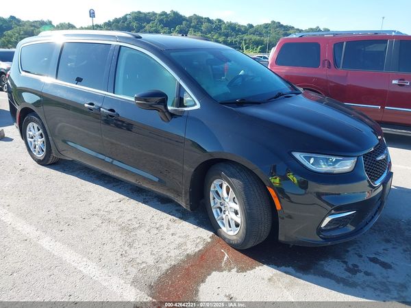 2022 CHRYSLER PACIFICA TOURING L — I1