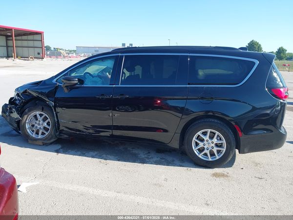 2022 CHRYSLER PACIFICA TOURING L — I117