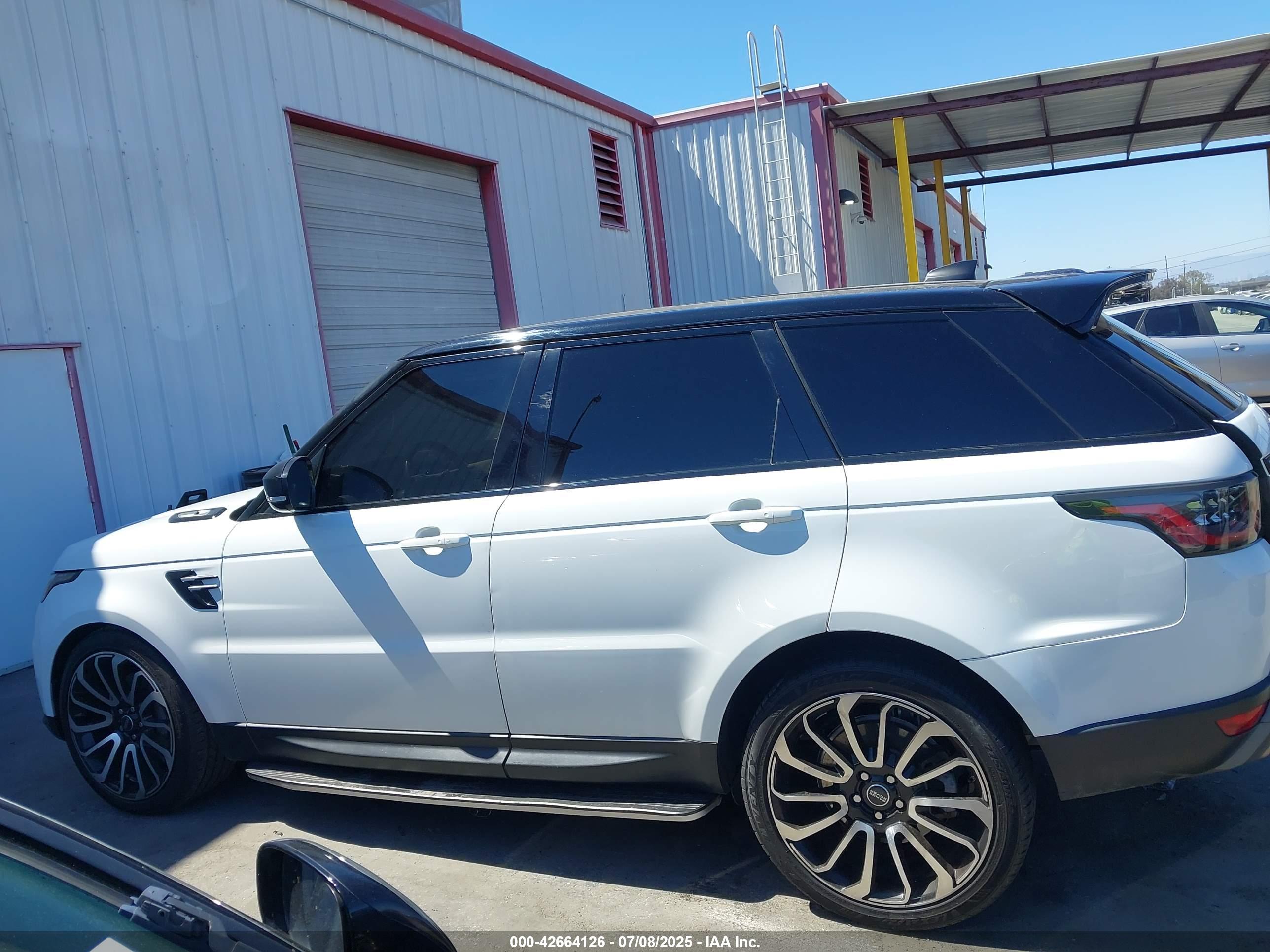 2019 LAND ROVER RANGE ROVER SPORT SE