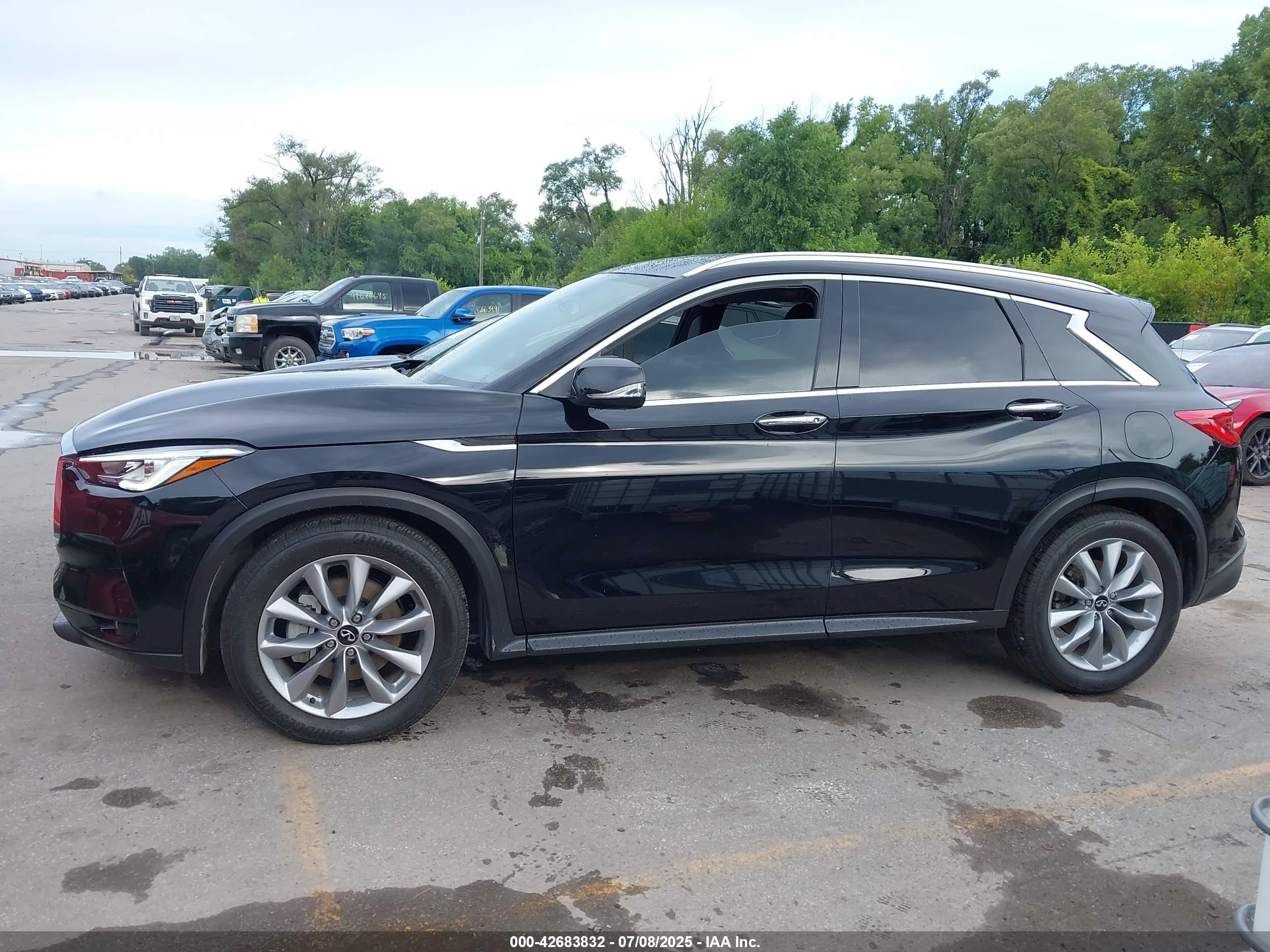 2021 INFINITI QX50 LUXE AWD