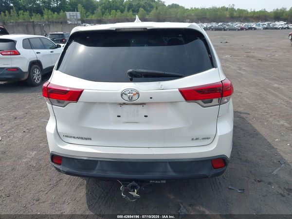 2019 TOYOTA HIGHLANDER LE PLUS