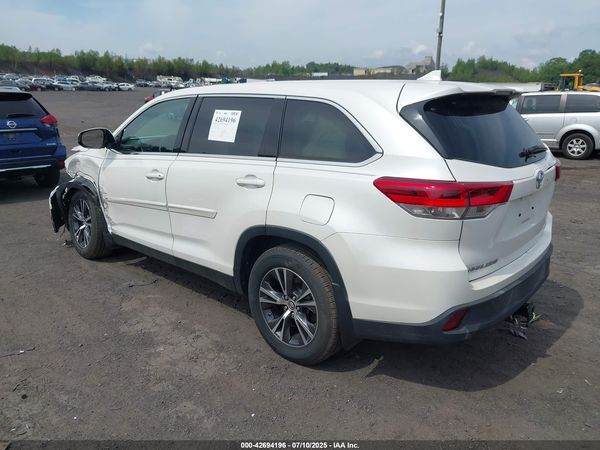 2019 TOYOTA HIGHLANDER LE PLUS