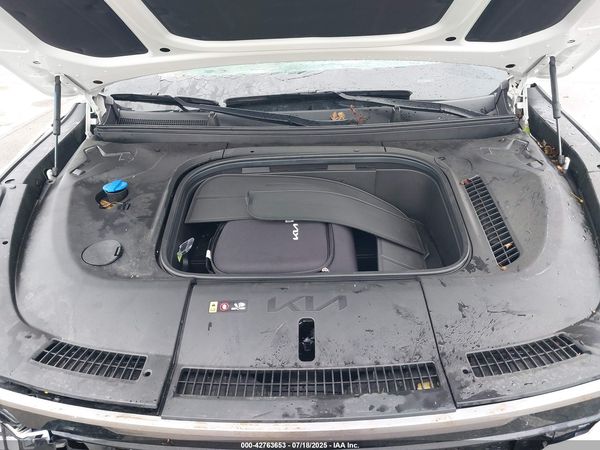 2024 KIA EV9 LAND