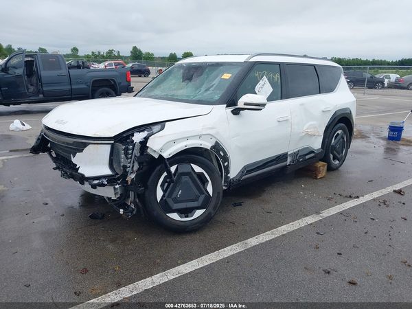 2024 KIA EV9 LAND