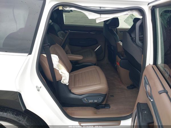 2024 KIA EV9 LAND