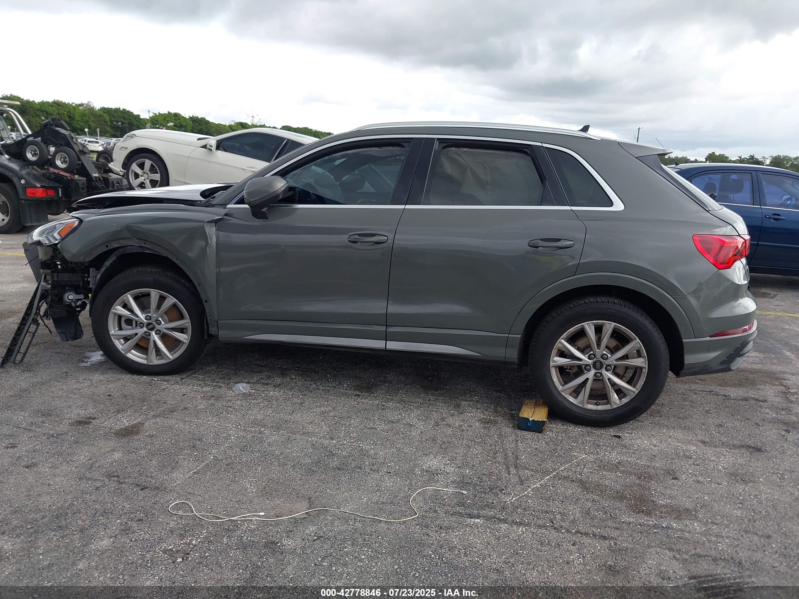 2024 AUDI Q3