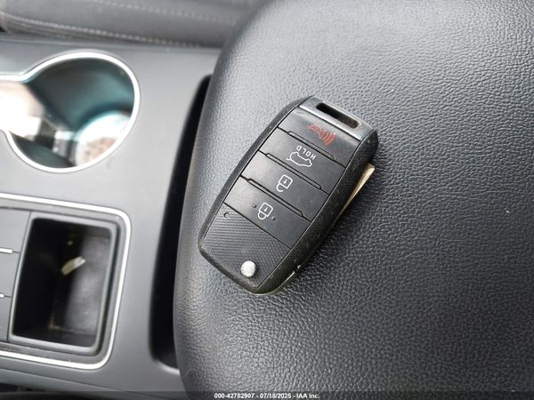 2019 KIA SORENTO 2.4L L