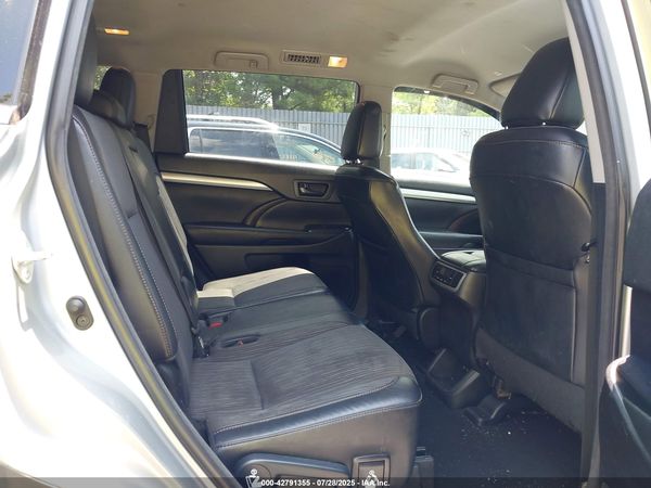 2018 TOYOTA HIGHLANDER LE PLUS
