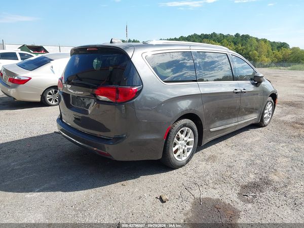 2020 CHRYSLER PACIFICA TOURING L — I4