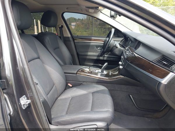 2015 BMW 528I