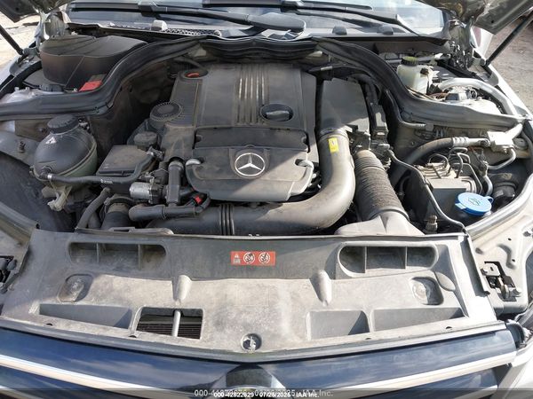 2014 MERCEDES-BENZ C 250 LUXURY/SPORT