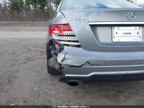 2014 MERCEDES-BENZ C 250 LUXURY/SPORT