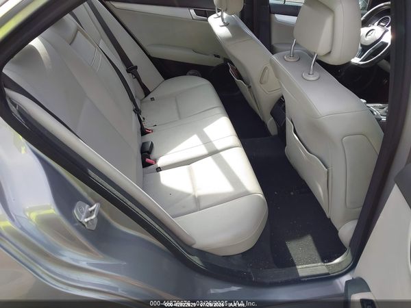 2014 MERCEDES-BENZ C 250 LUXURY/SPORT