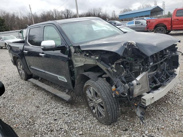 2023 TOYOTA TUNDRA