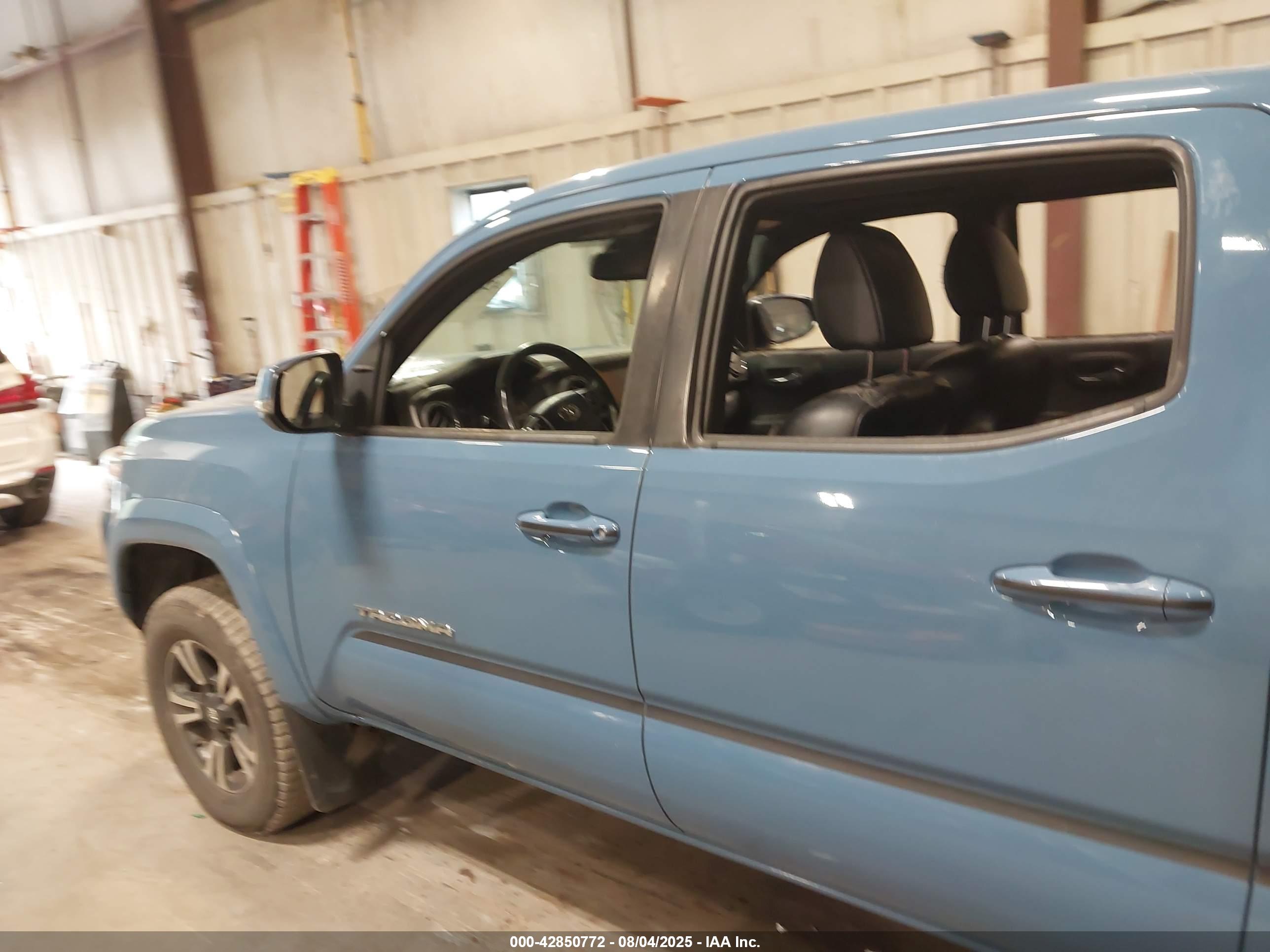 2019 TOYOTA TACOMA TRD SPORT