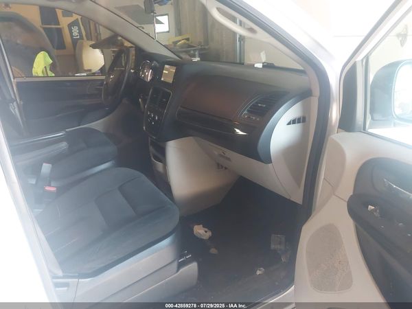 2017 DODGE GRAND CARAVAN SE — I5