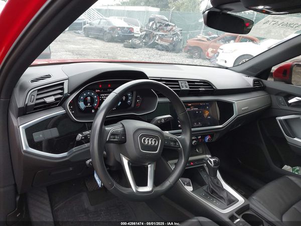 2022 AUDI Q3