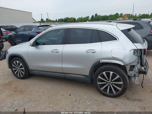 2022 MERCEDES-BENZ GLA 250 GLA250