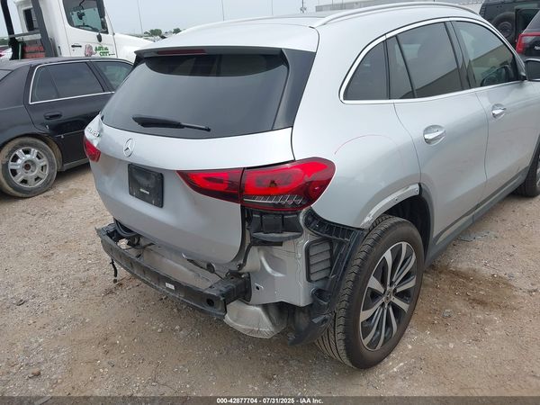 2022 MERCEDES-BENZ GLA 250 GLA250