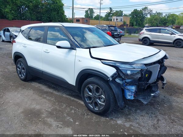 2025 KIA SELTOS LX
