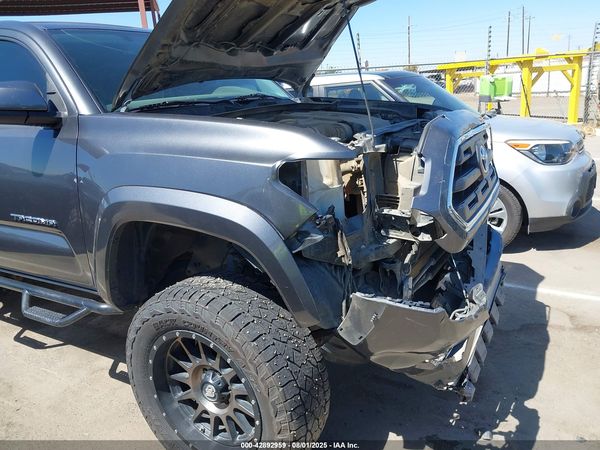 2017 TOYOTA TACOMA SR5 V6