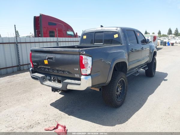 2017 TOYOTA TACOMA SR5 V6