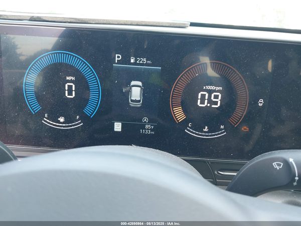 2025 HYUNDAI KONA SE