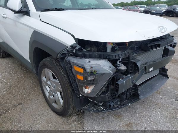 2025 HYUNDAI KONA SE
