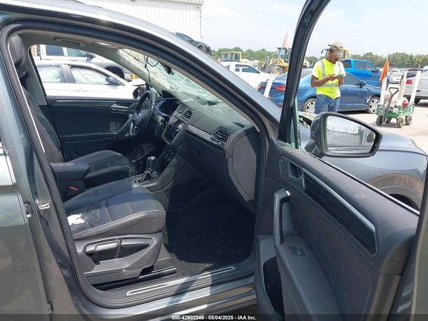2019 VOLKSWAGEN TIGUAN — I5