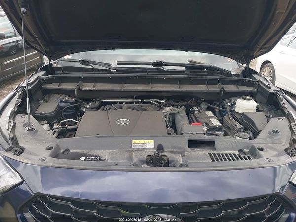 2021 TOYOTA HIGHLANDER XSE