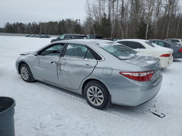 2016 TOYOTA CAMRY