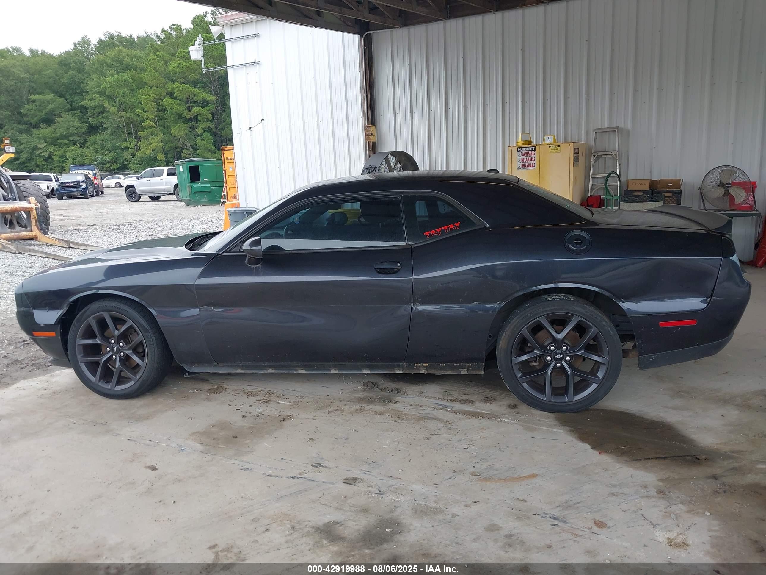 2019 DODGE CHALLENGER SXT