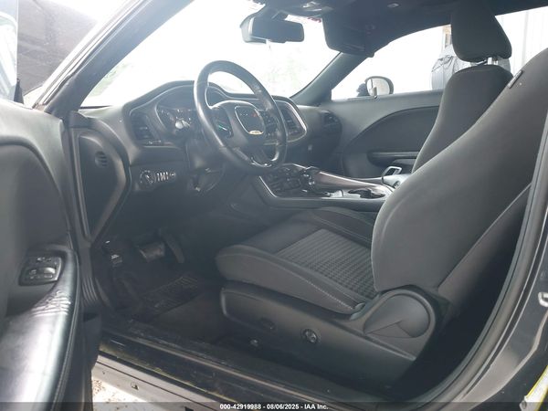 2019 DODGE CHALLENGER SXT