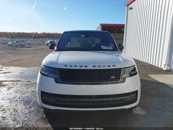 2023 LAND ROVER RANGE ROVER P400 SE