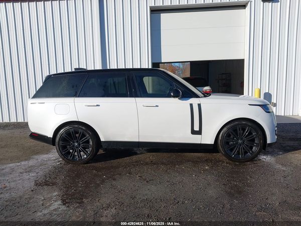 2023 LAND ROVER RANGE ROVER P400 SE