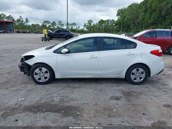 2016 KIA FORTE LX