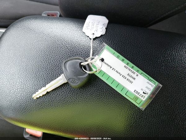 2016 KIA FORTE LX