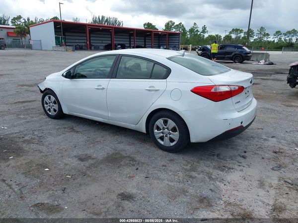2016 KIA FORTE LX