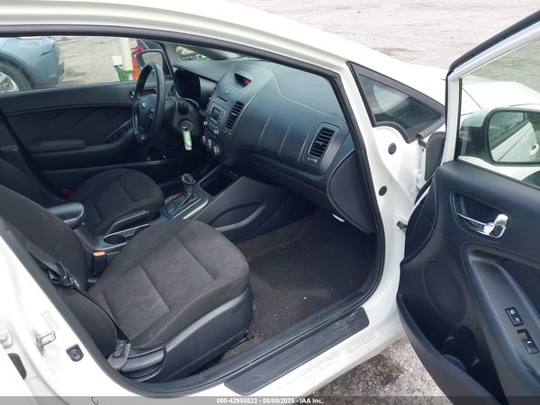 2016 KIA FORTE LX