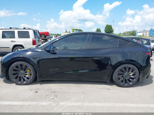 2020 TESLA MODEL Y