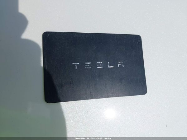 2020 TESLA MODEL Y